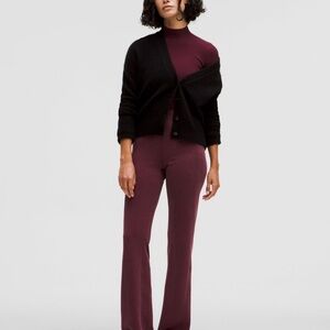 NWT Lululemon Ribbed Softstreme Flared Pant Regular Size 4 Garnet